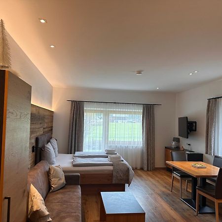 Aktiv Apartments 로이타쉬 외부 사진