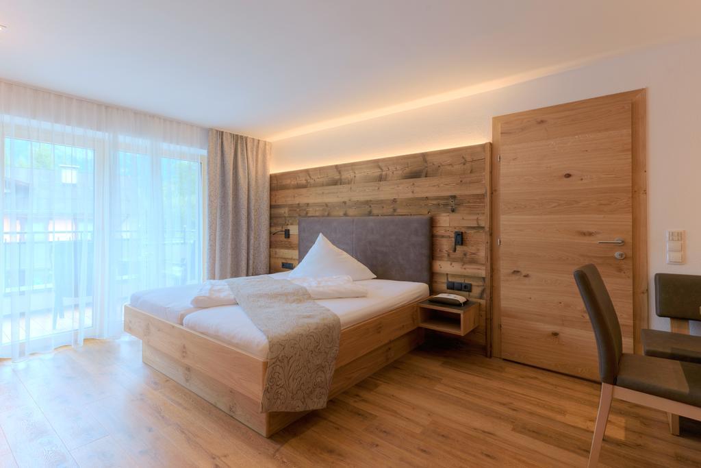 Aktiv Apartments 로이타쉬 외부 사진